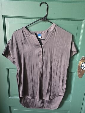 Old Navy Gunmetal Short-Sleeve Henley Blouse